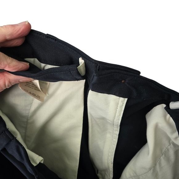 Haggar Mens Pleated Black/Navy Shorts Size 34 Polyester Casual Golf Travel - Picture 6 of 10